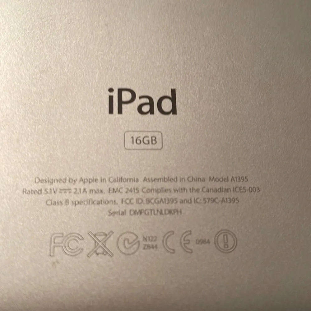 iPad 16 GB.